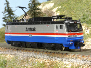 Amtrak AEM-7 Phase III